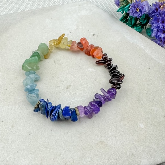 Chakra Crystal chip bracelet - Picture 10 of 10